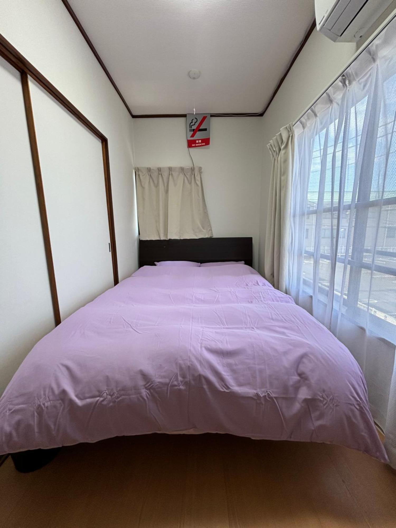 Urayasu House! For Up To 6 People, 15 Min Bus Ride To Disney! *